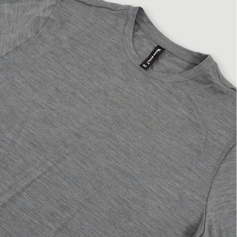 Merino protecT Wool Base Layer T Shirt Mens Medium Gray Casual Lightweight